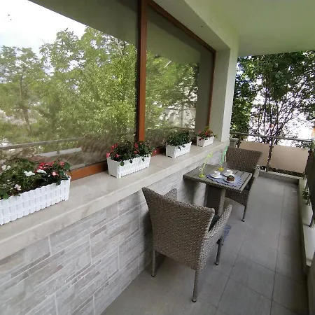 Апартамент Лукс Царевец-Център * Veliko Tarnovo